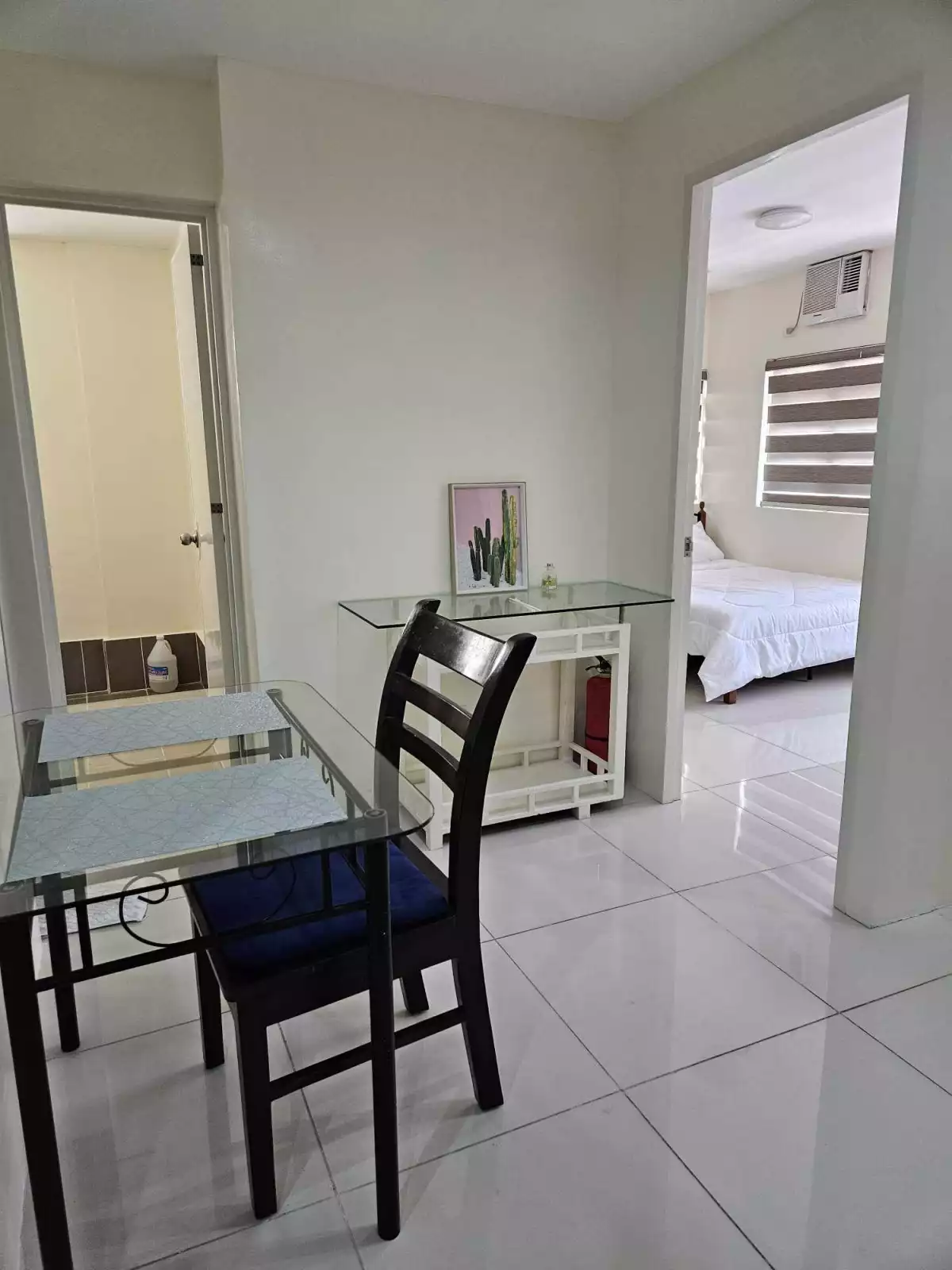 Open photo 13 of 17 — FOR SALE 2BEDROOM UNIT AT MIDPOINT RESIDENCES with Parking 
