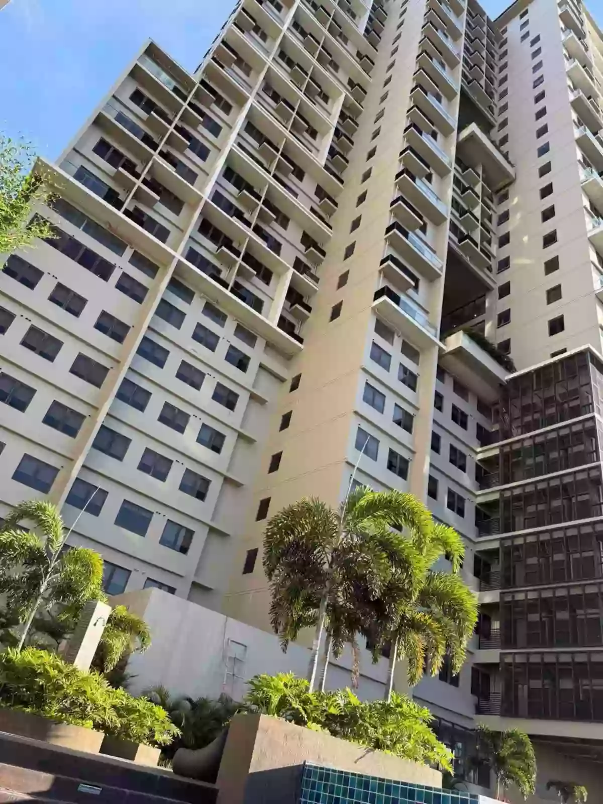 Studio unit with parking in Baseline Prestige — Studio in Cebu City, Cebu, Philippines — Photo 3