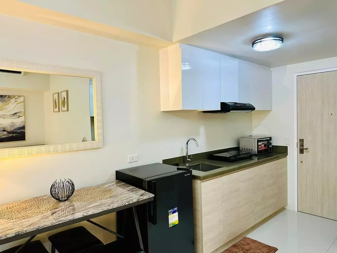 Mandani Bay Studio Unit For Rent — Studio in F.E. Zuellig Avenue, Mandaue City, Philippines — Photo 7