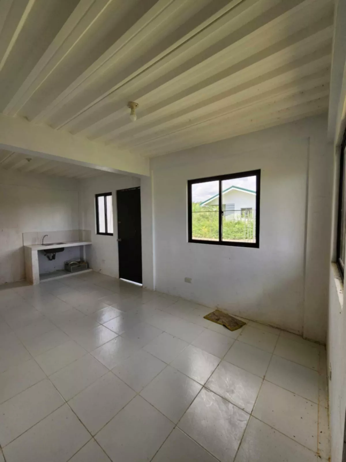 East Villas House and Lot — House and Lot in Bacolod, Negros Occidental, Philippines — Photo 7