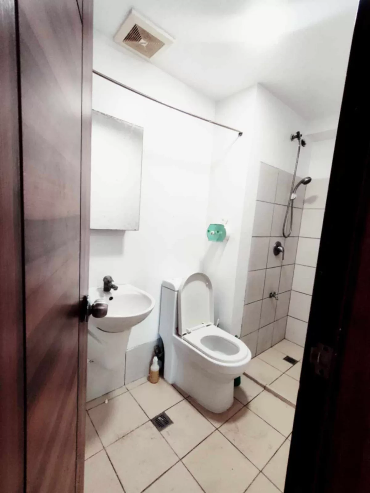 2 BEDROOM UNIT FOR SALE IN HORIZOPNZ 101 TOWER 2 — 2 Bedrooms in Cogon Ramos, Cebu City, Cebu — Photo 2