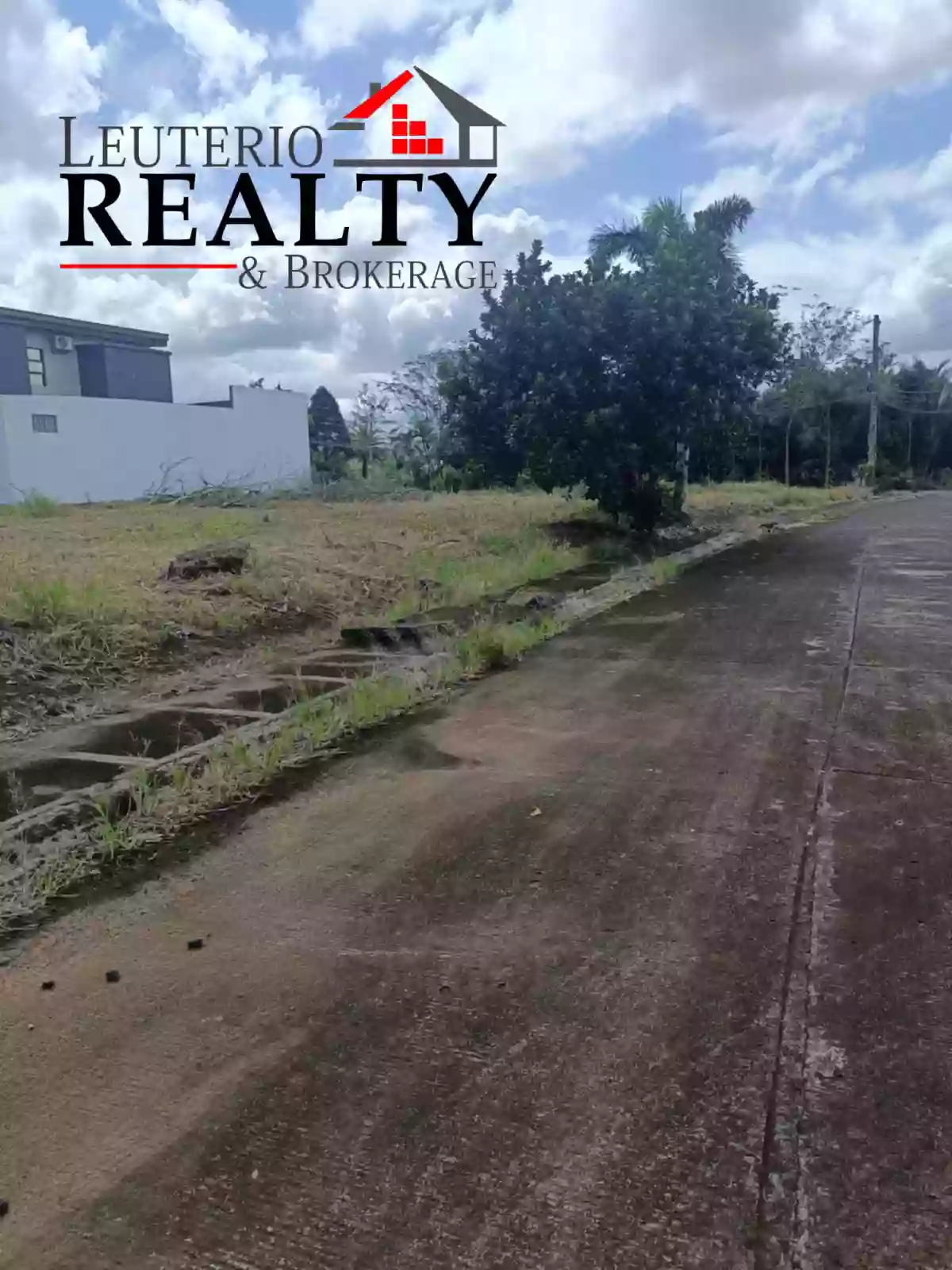 FOR SALE - RESIDENTIAL LOT IN PACOL NAGA CITY — Residential Lot in Naga City, Camarines Sur, Philippines — Photo 6