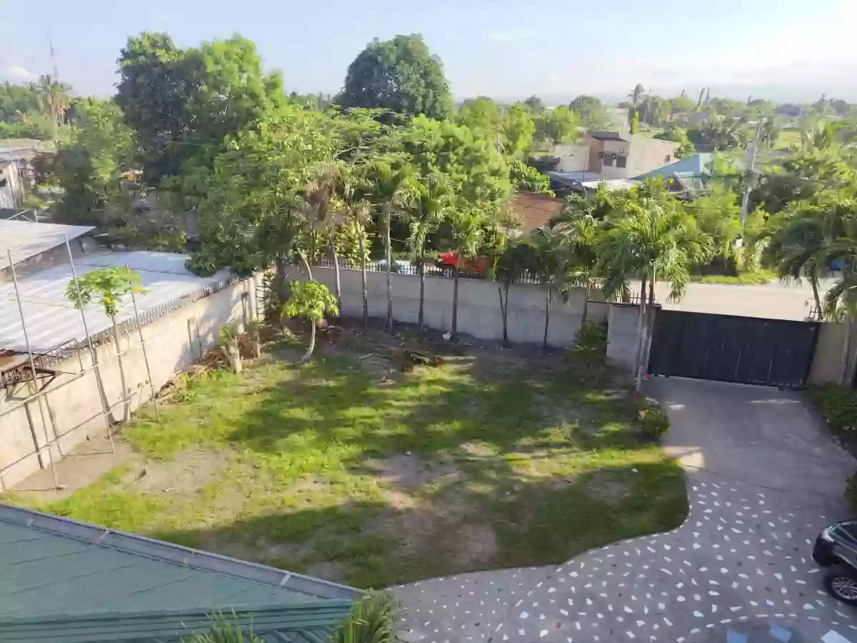 Big House and Lot with Pool in Gensan — House and Lot in General Santos City, South Cotabato, Philippines — Photo 3