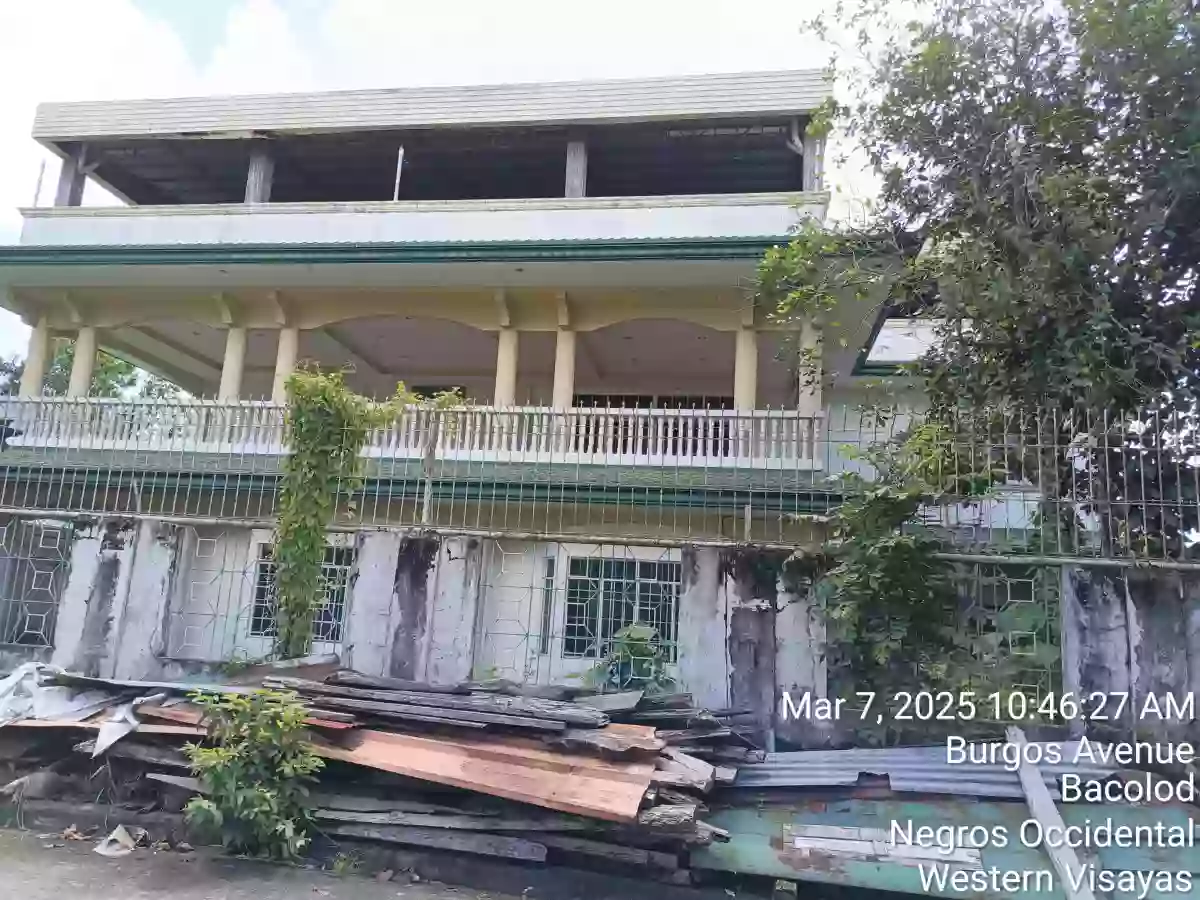 T-309535; T-309536 — Retirement House in Barangay Villamonte, Bacolod City, Bacolod — Photo 3