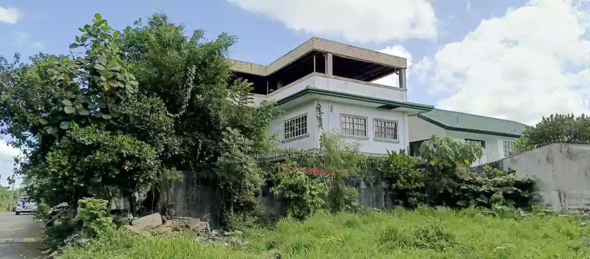 T-309535; T-309536 — Retirement House in Barangay Villamonte, Bacolod City, Bacolod — Photo 4