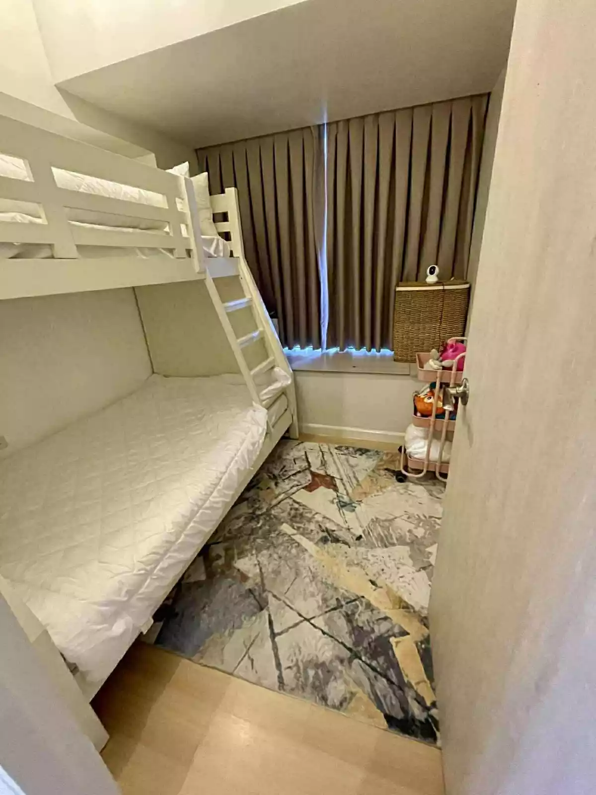 For Sale: 2 Bedroom Unit at Mandani Tower 1