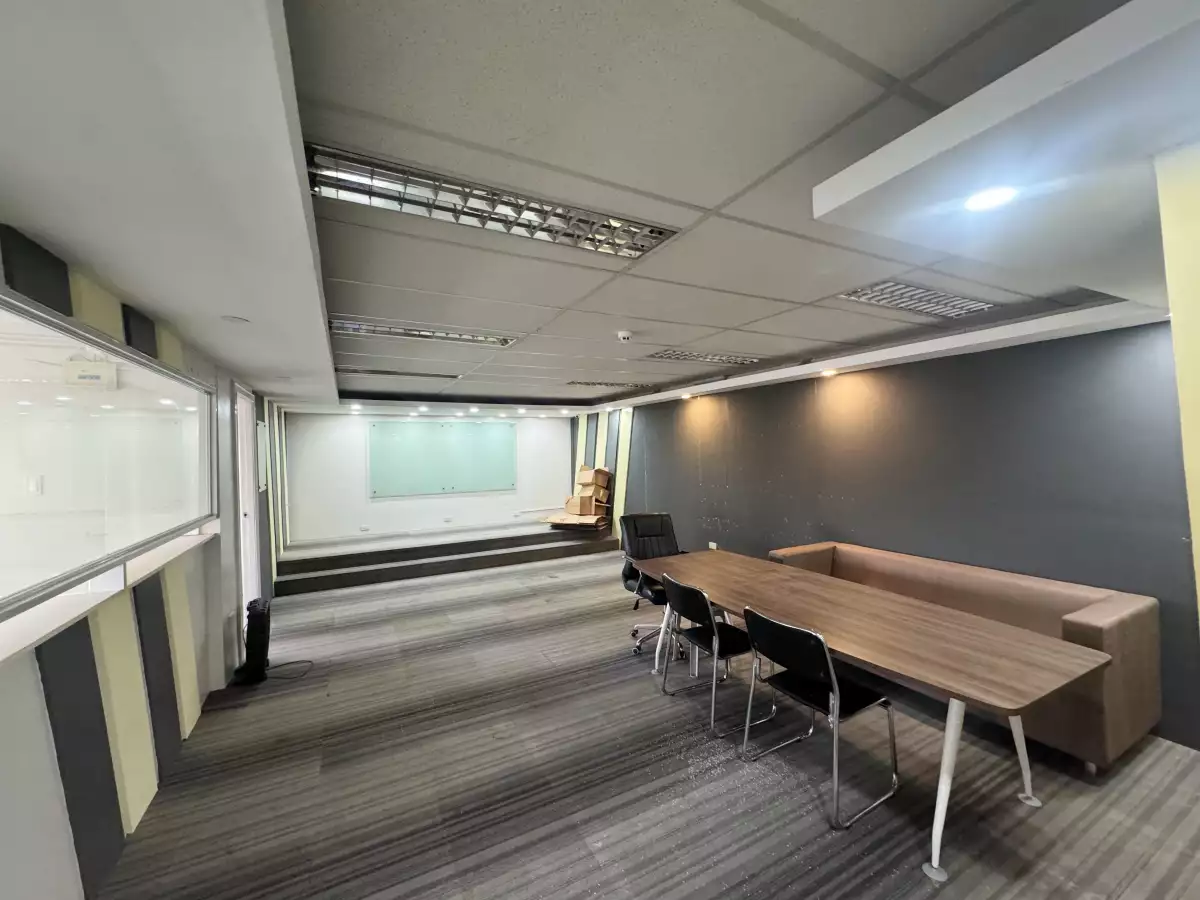 90 SQM Commercial Space