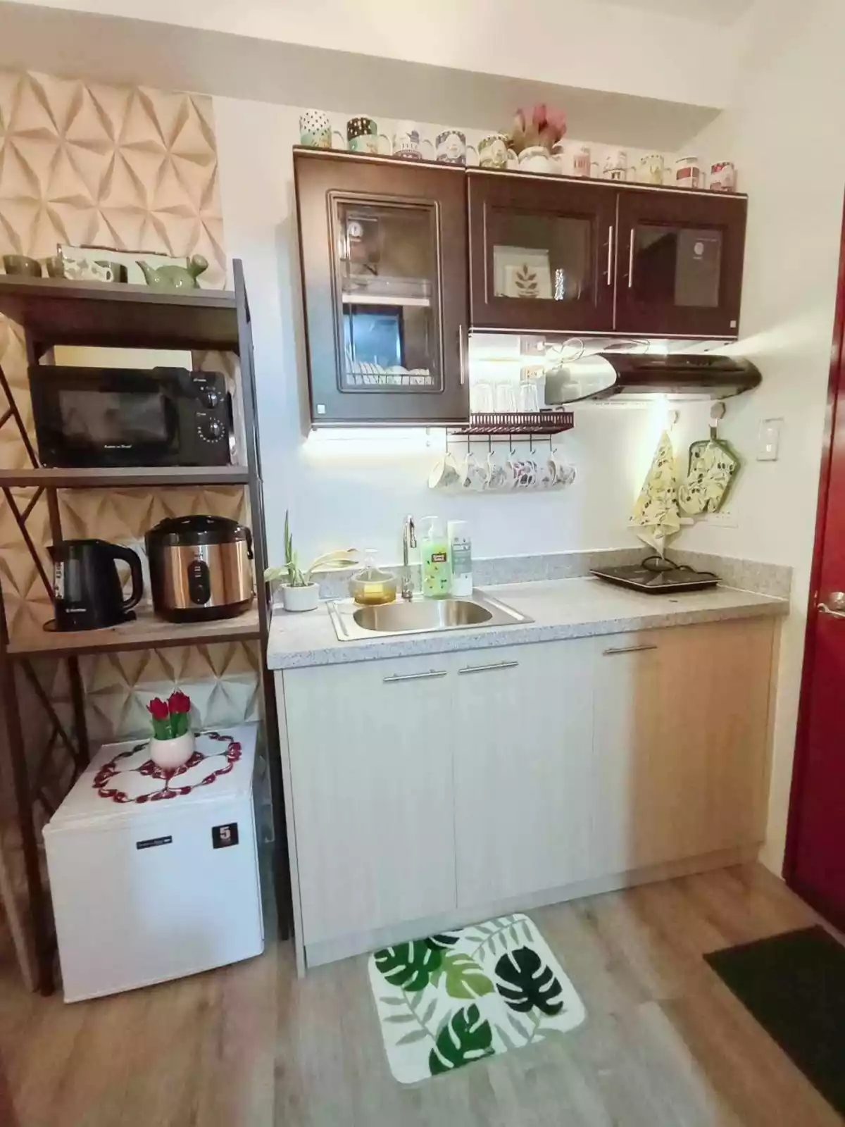 Dynnbea's Comfy Nest 2 — Studio in Negros Occidental, Philippines — Photo 4