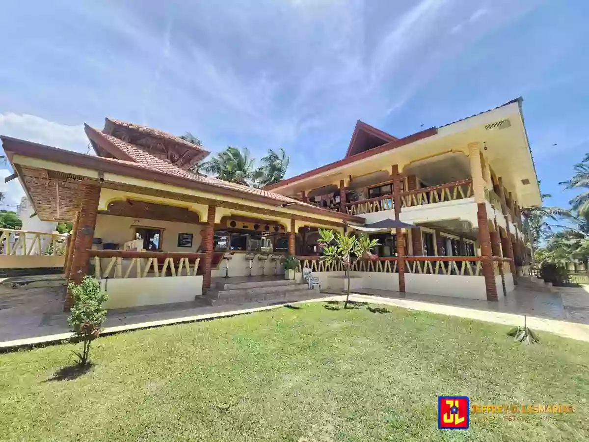 Rush Sale Beach Resort in Maayongtubig, Dauin [available]