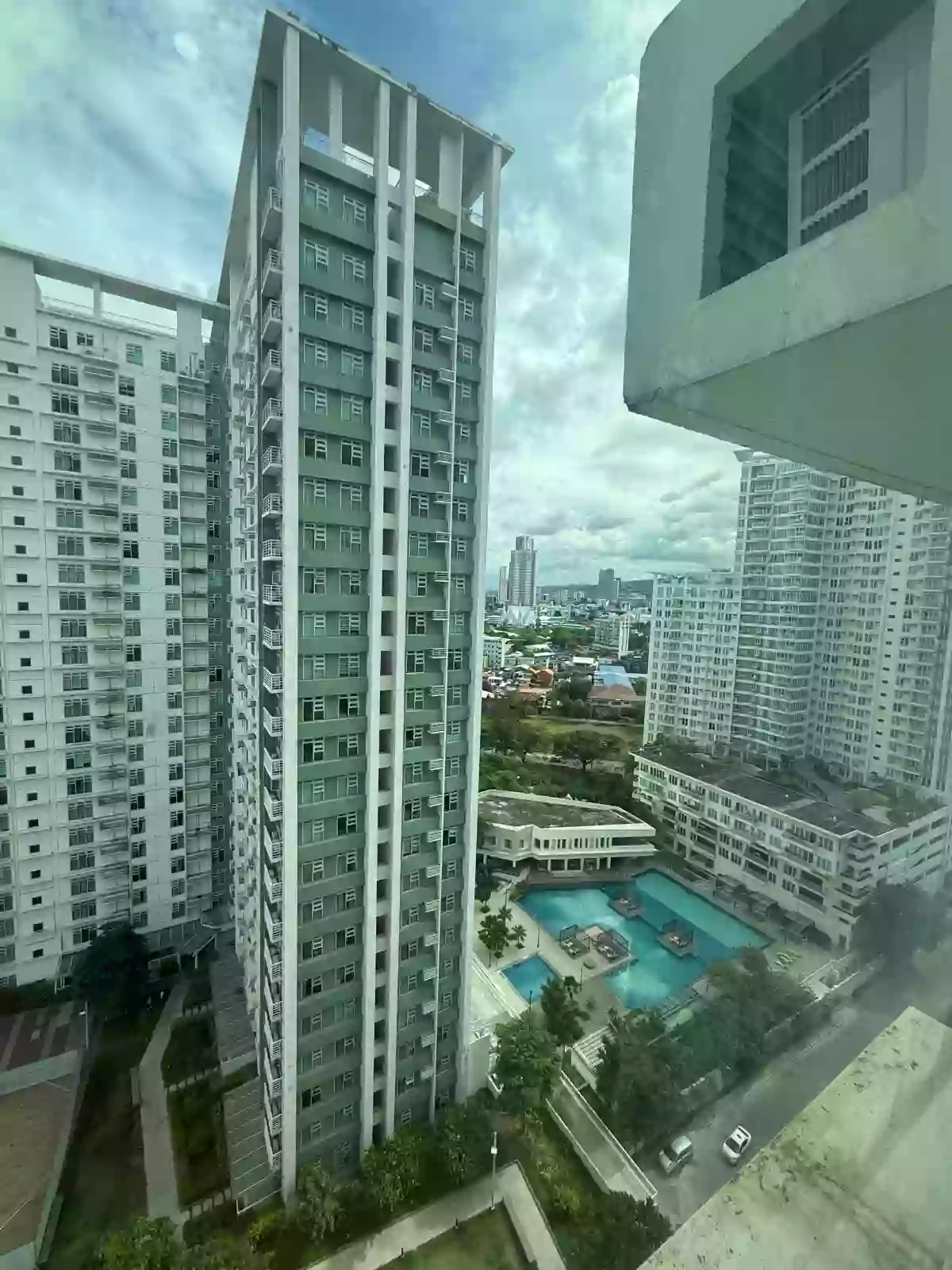 STUDIO WITH PARKING IN SOLINEA TOWER 2 — Studio in Mabolo, Cebu City, Cebu — Photo 7