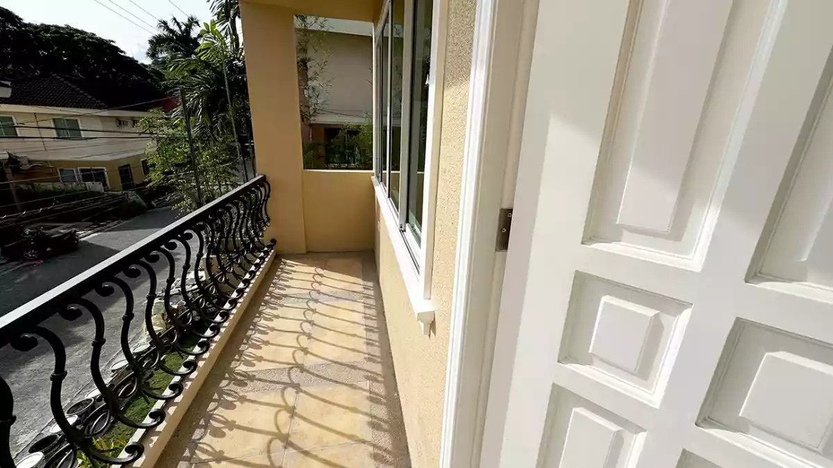 Open photo 14 of 20 — Hacienda Salinas