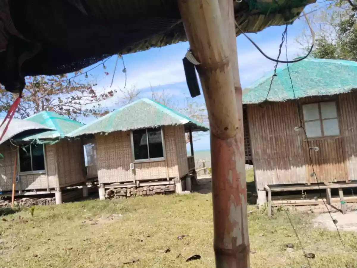 Open photo 16 of 20 — Beach Lot/White Sand Beach 