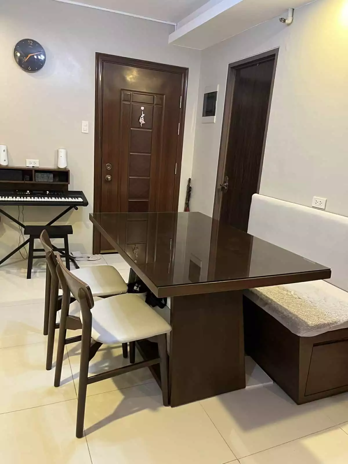2Bedroom Condo for Rush Sale — 2 Bedrooms in Guadalupe, Cebu City, Guadalupe — Photo 4