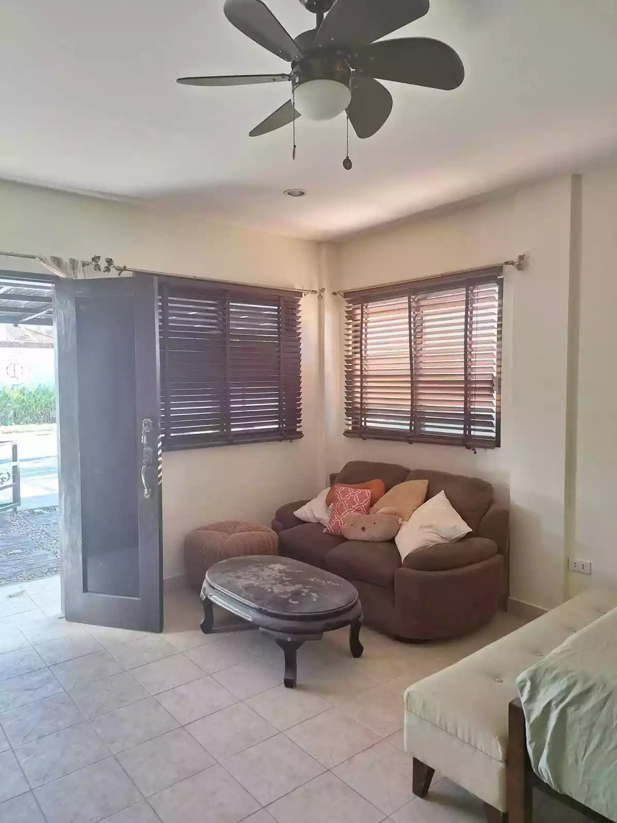 House and Lot FOR SALE at PALISADES!! — House and Lot in Narra St, Bacolod, Negros Occidental — Photo 6