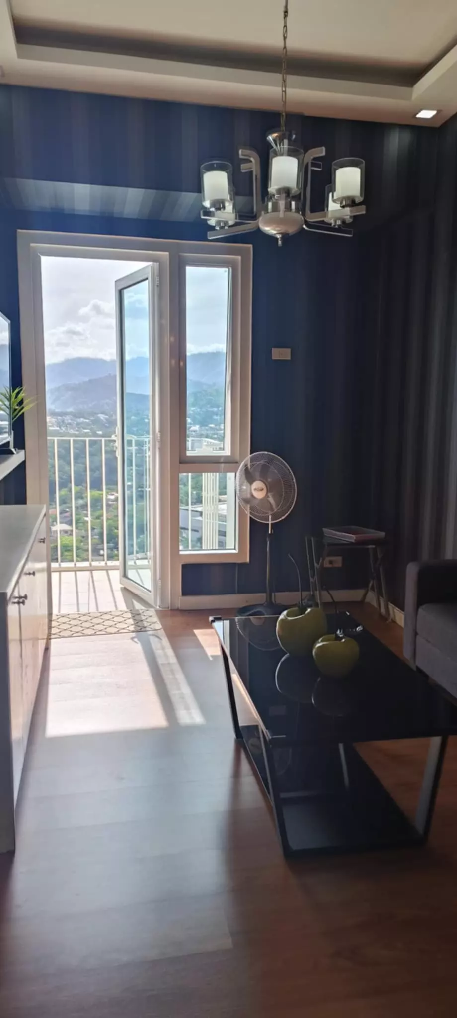 Condo with Mountain View — 1 Bedroom in Cebu City, Central Visayas, Philippines — Photo 3