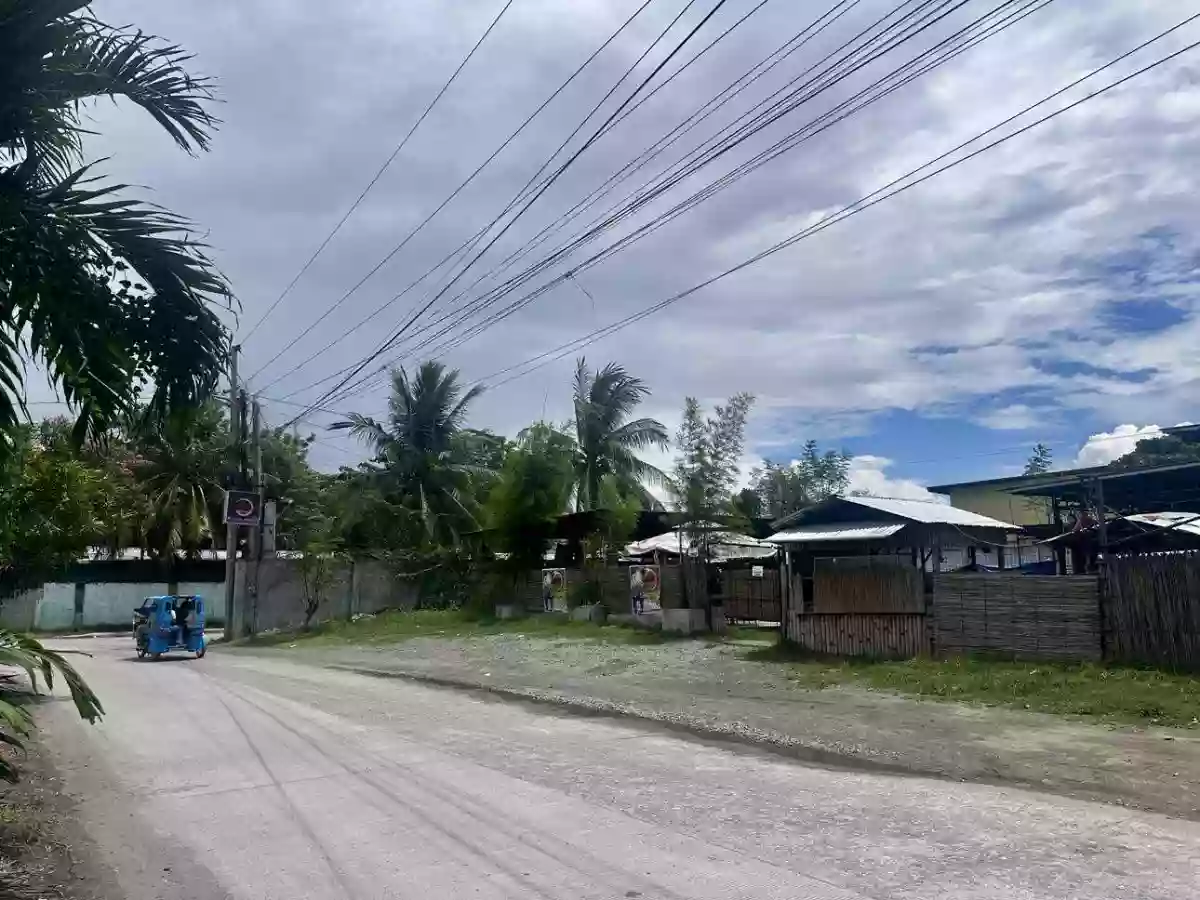 Commercial Property w/ existing Gas Station Business & Commercial Building — Building in Tiongson Street, General Santos City (Dadiangas), South Cotabato — Photo 5