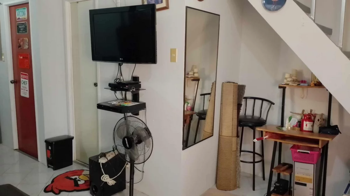 House and Lot for Sale inside Subdivision — House and Lot in Cebu, Philippines — Photo 2