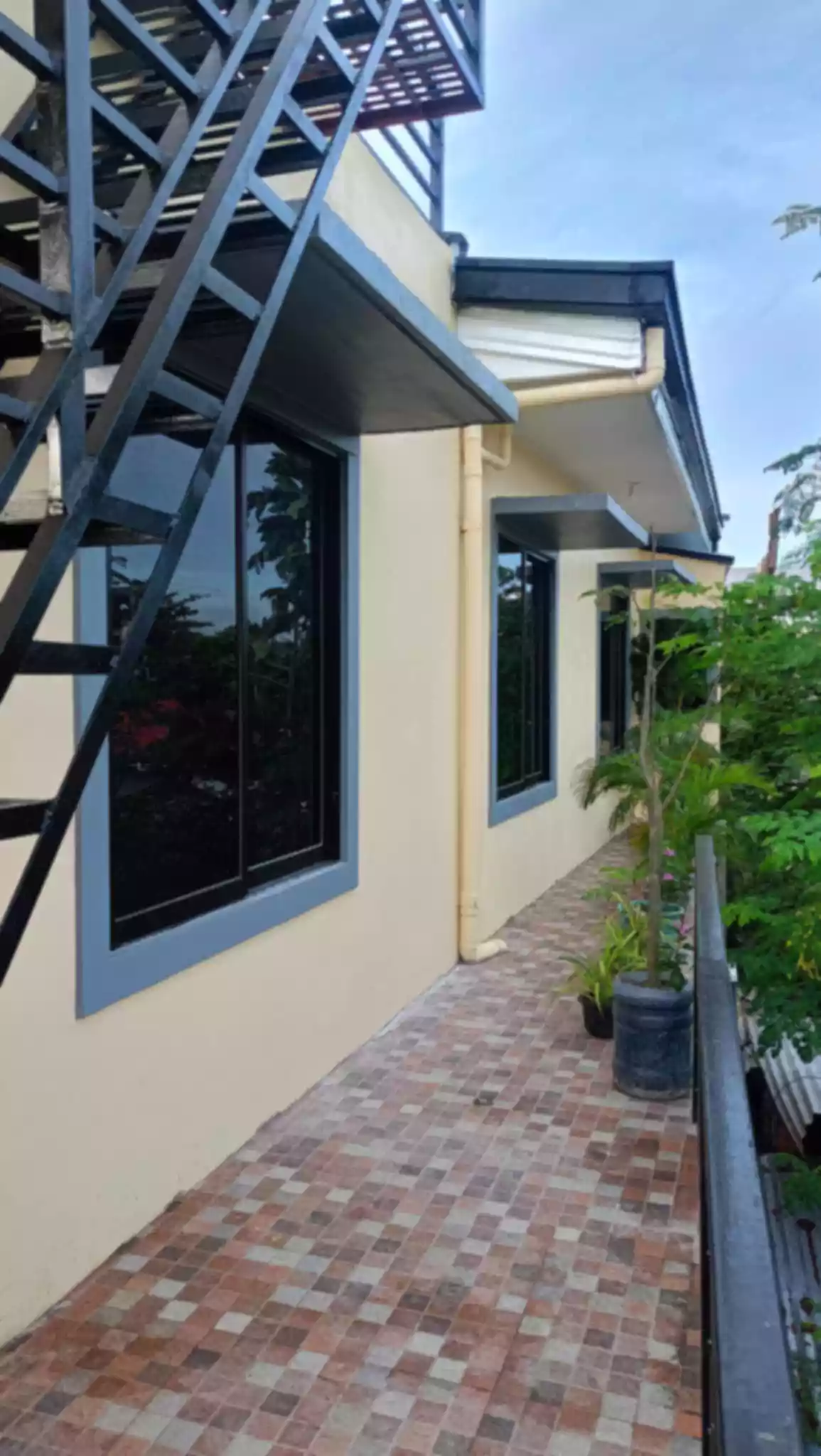 Three Storey House in Catarman Liloan For Sale Exclusive Listing — House and Lot in Liloan, Cebu, Philippines — Photo 7