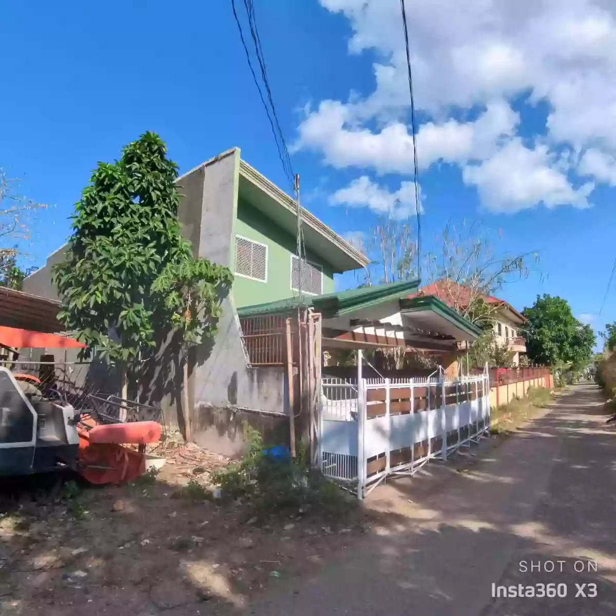 APARTMENT 3 DOORS RUSH FOR SALE — Apartment in Ormoc, Leyte, Philippines — Photo 2