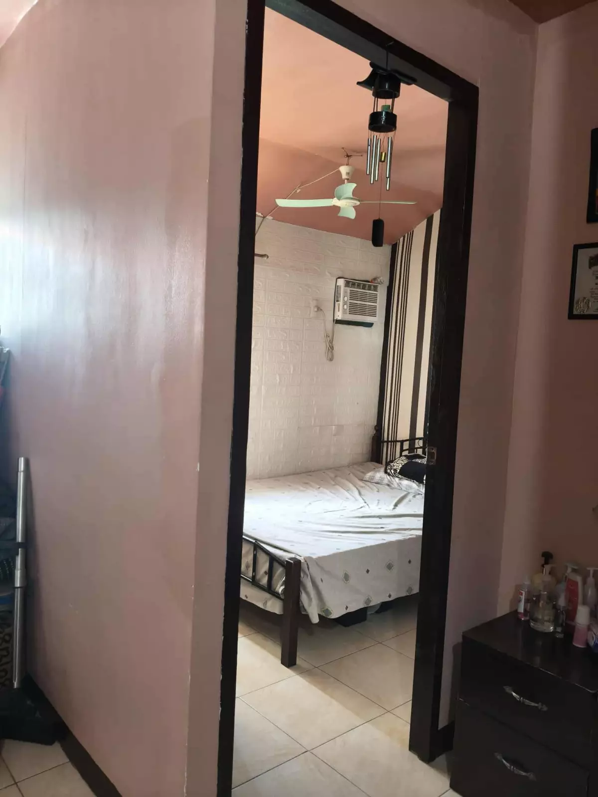 Townhouse — Townhouse in Main Street, City of Santa Rosa, Laguna — Photo 7