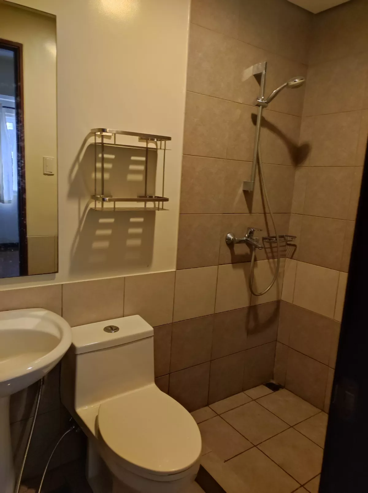 FOR SALE / RENT : SONATA PRIVATE RESIDENCES ORTIGAS — 1 Bedroom in Ortigas Center, Pasig, Metro Manila — Photo 7