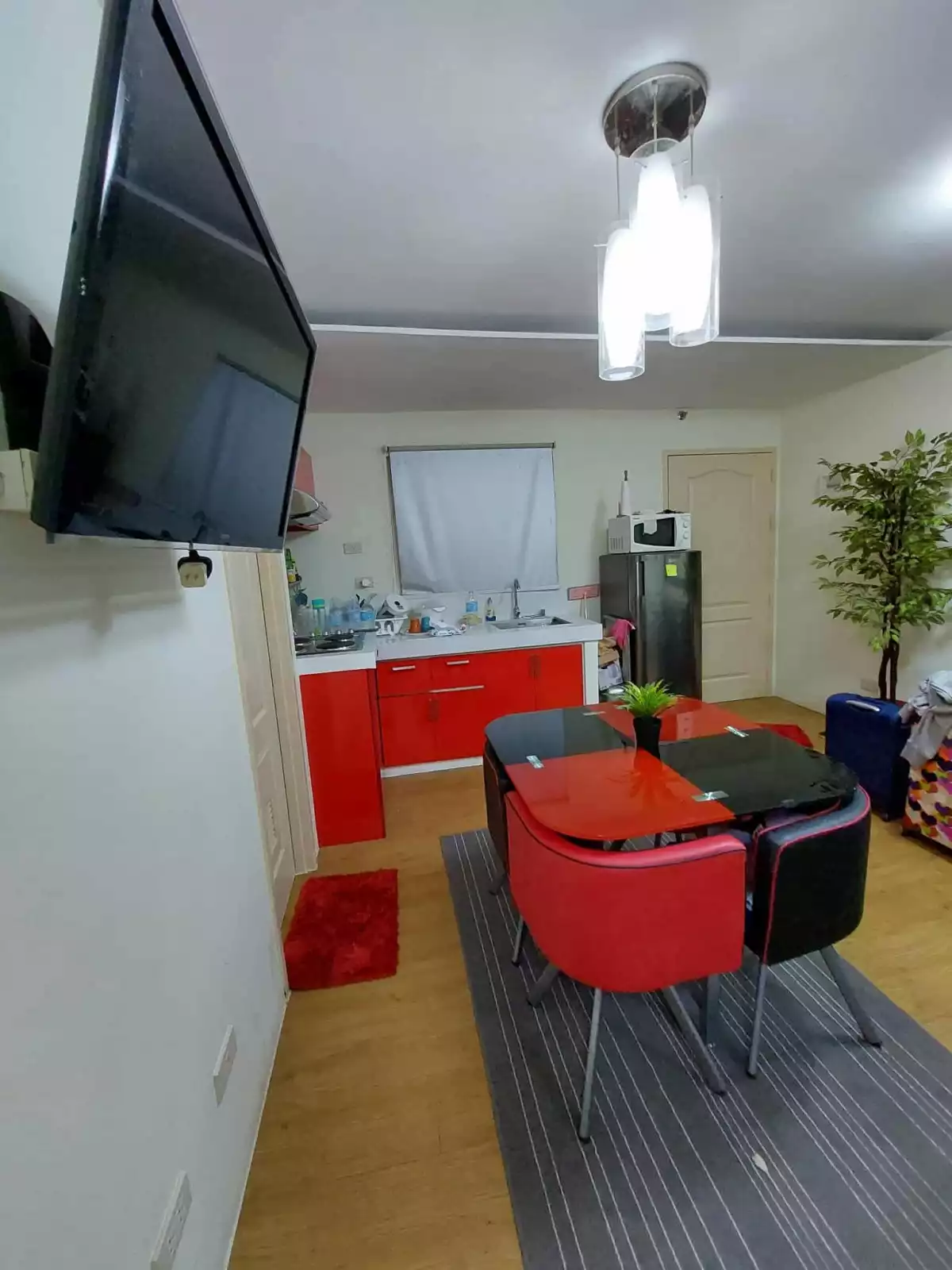 Modern Fully Furnished 2 BR — 2 Bedrooms in Cebu City, Cebu — Photo 6