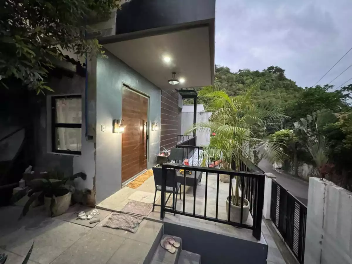 MARIA LUISA HOUSE AND LOT — House and Lot in Paseo Rodulfo, Cebu City, Cebu — Photo 6