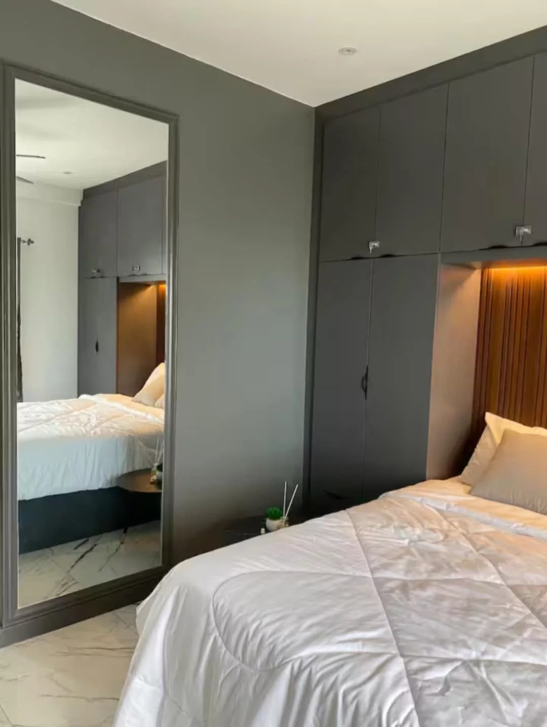 Luxury Studio Condo: Breathtaking City, Mountain & Sea Views at Amani Grand — Studio in Lapu-Lapu City, Cebu — Photo 2