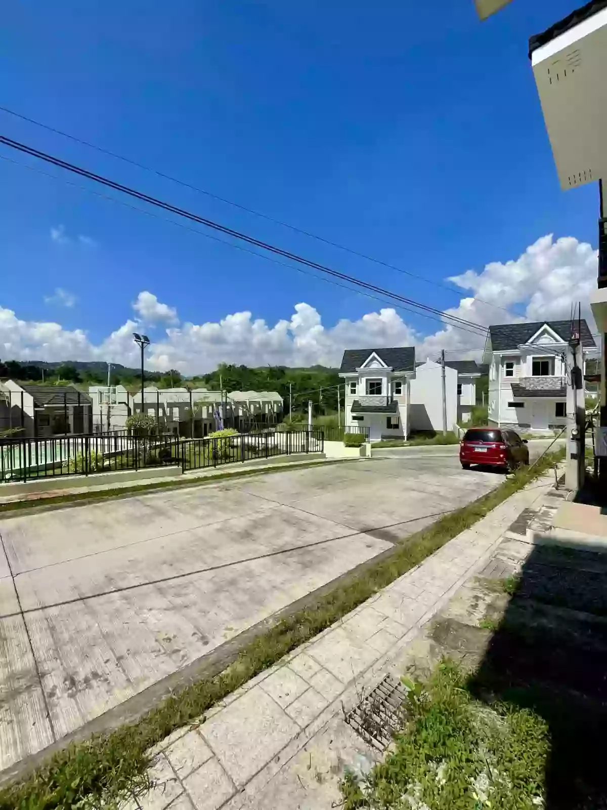 Open photo 11 of 13 — Elegant Spacious House and Lot for Sale in Minglanilla Highlands Phase 1