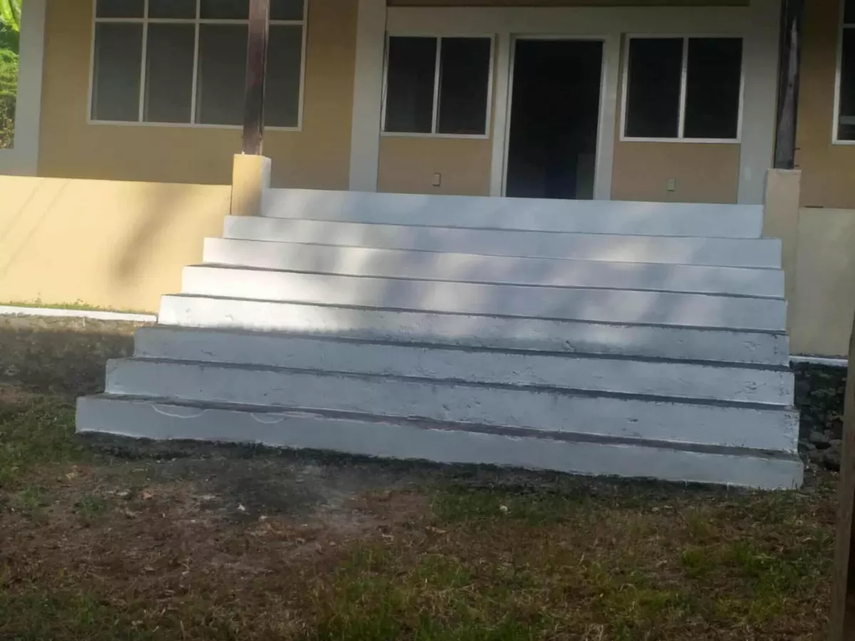 Badian Ocean-View Property for Sale – Residential or Commercial Use — House and Lot in Badian, Cebu, Philippines — Photo 2