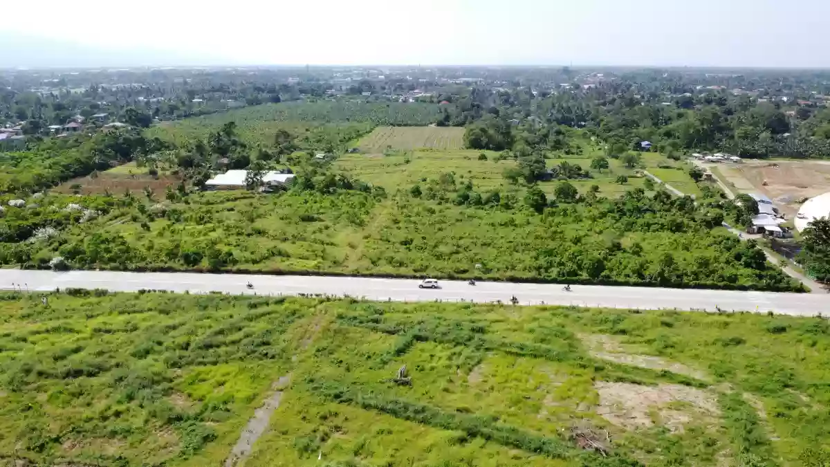 Prime 4,000 sqm Lots in Thriving Tagum City: A Golden Investment Opportunity — Commercial Lot in Davao del Norte, Philippines — Photo 5