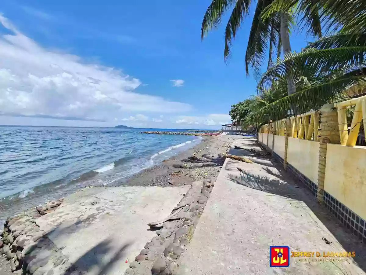 Rush Sale Beach Resort in Maayongtubig, Dauin [available] — Beach House / Resort in Dauin, Negros Oriental, Philippines — Photo 4