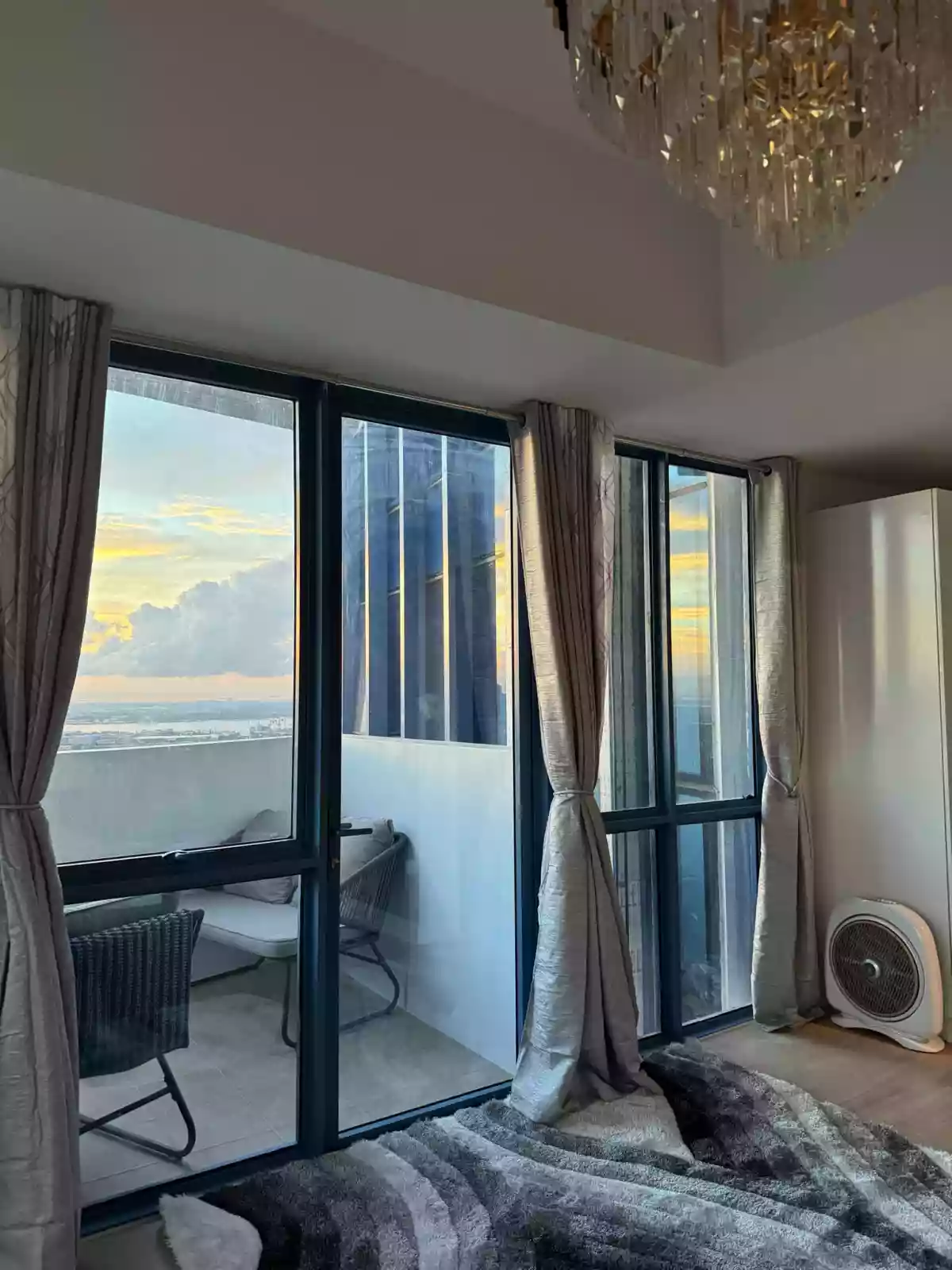 Open photo 20 of 20 — 3 BEDROOMS FOR SALE/RENT AT 38TH PARK
