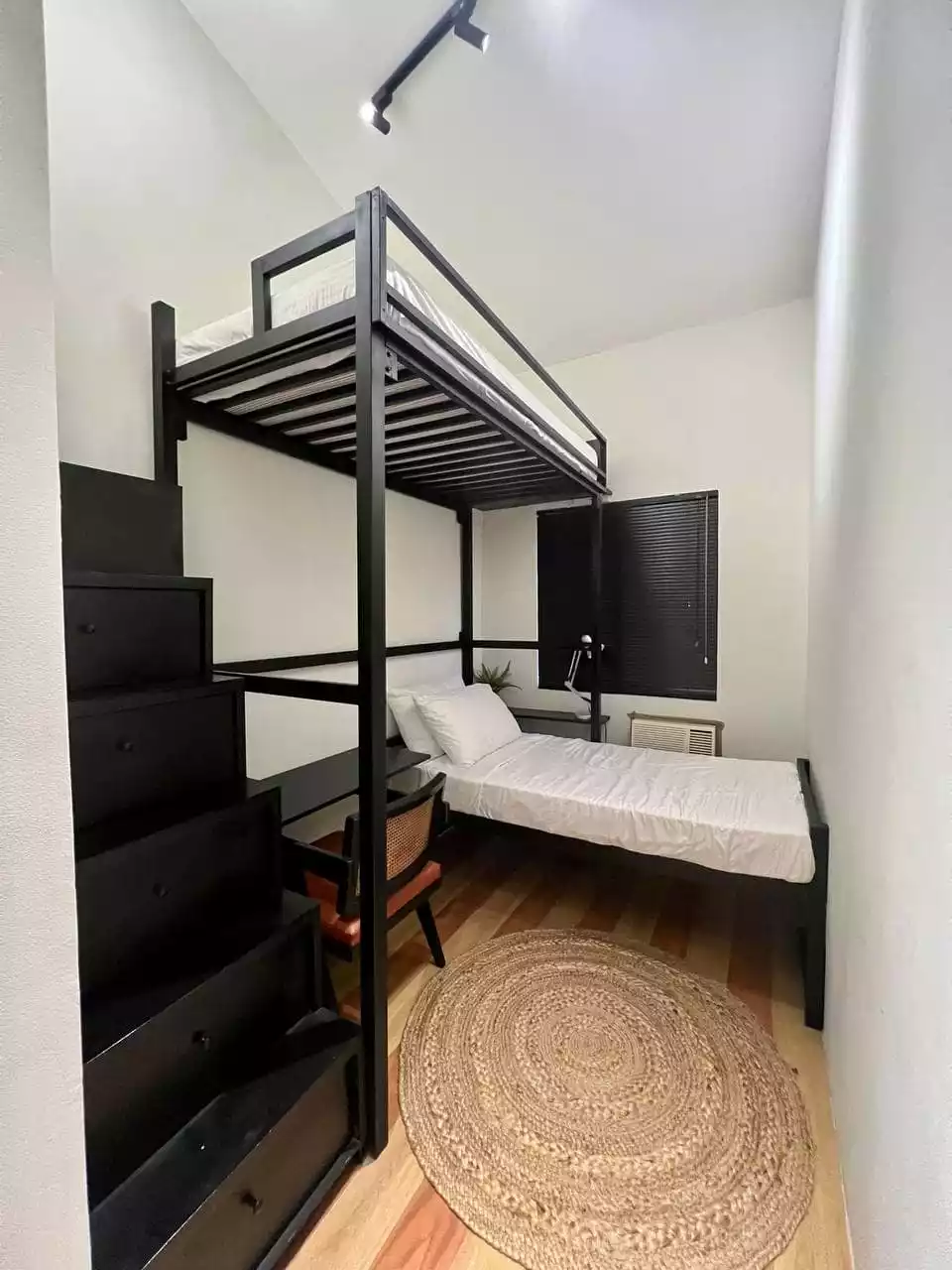 FULLY FURNISHED TOWNHOUSE NEAR BANILAD TOWNCENTER FOR SALE — Townhouse in Gov. M. Cuenco Avenue, Cebu City, Cebu — Photo 3