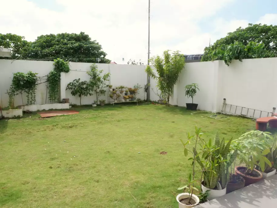 Open photo 14 of 14 — House and Lot For Sale