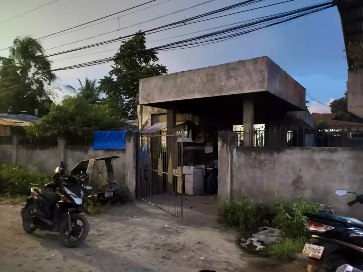 House and Lot for Sale at Morales Subdivision, Salvani Street — House and Lot in General Santos City, South Cotabato, Philippines — Photo 3