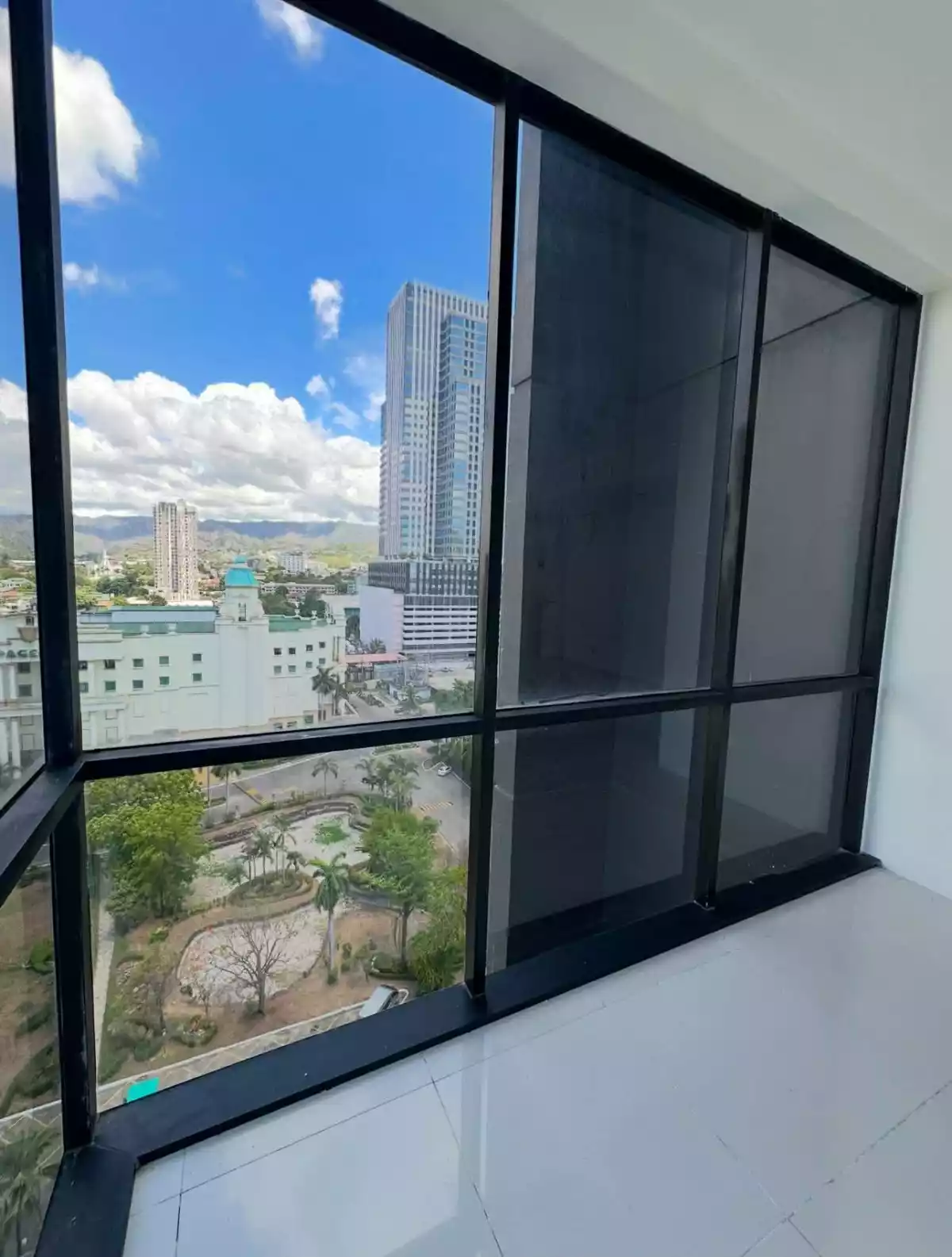 AVENIR HOME OFFICE FOR SALE - 53 sqm — 1 Bedroom in Waterfront Drive, Cebu City, Central Visayas — Photo 4