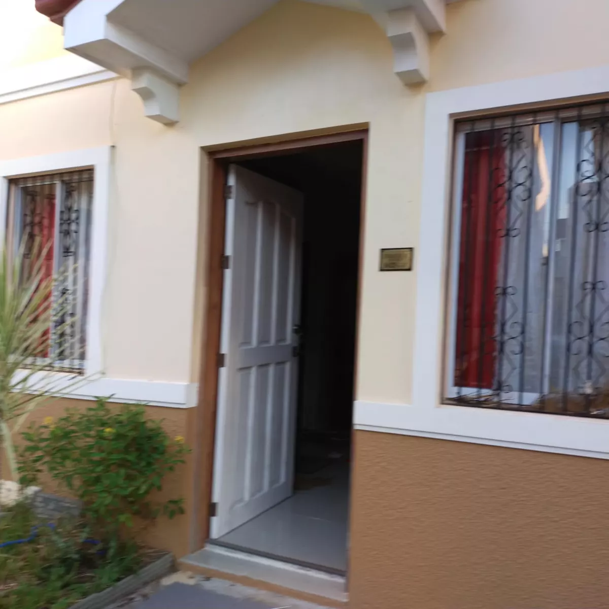 House and Lot for Sale !!! — House and Lot in Naga, Camarines Sur, Philippines — Photo 5