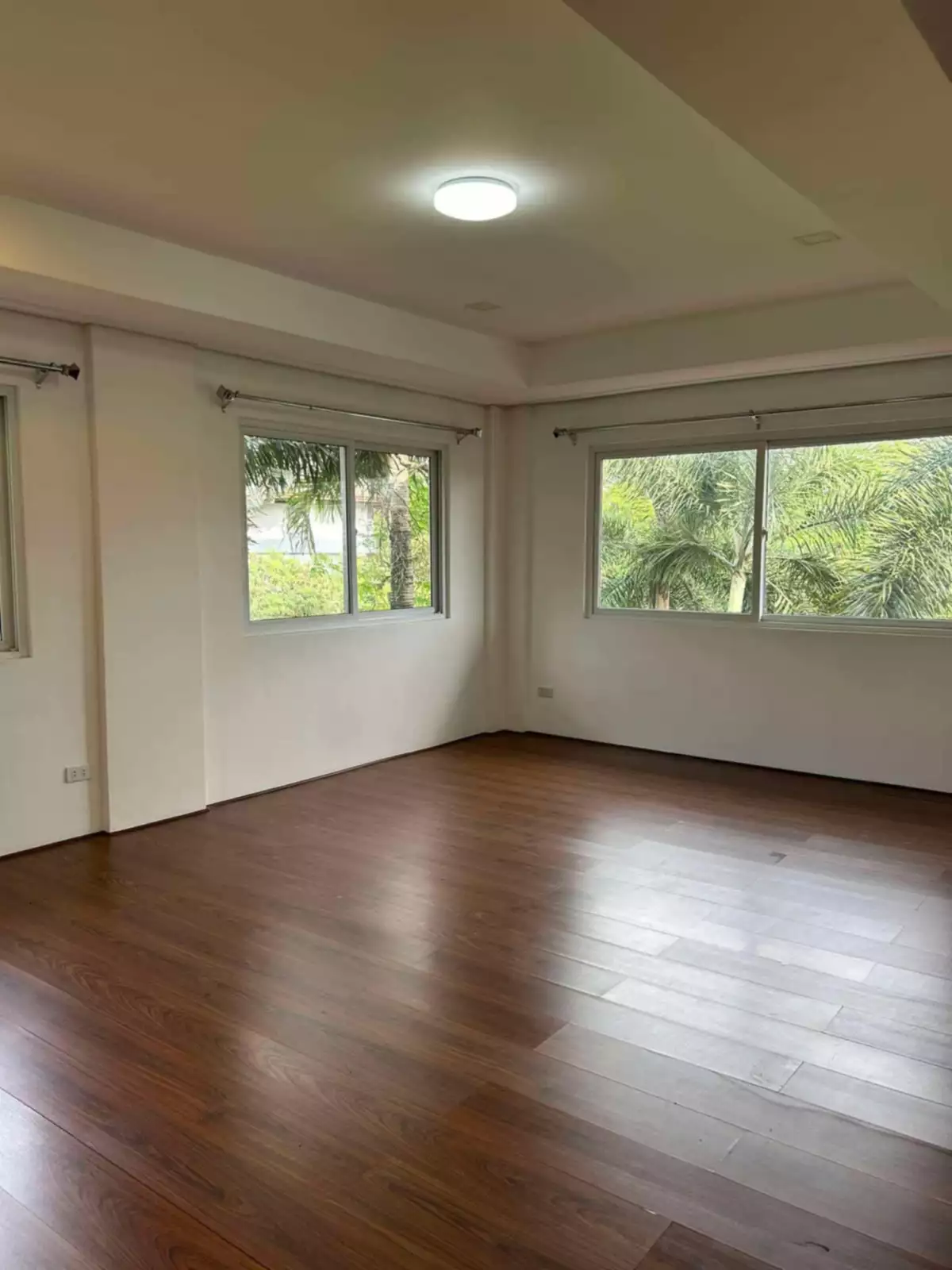 HOUSE FOR SALE – Loyola Grand Villas, Marikina City