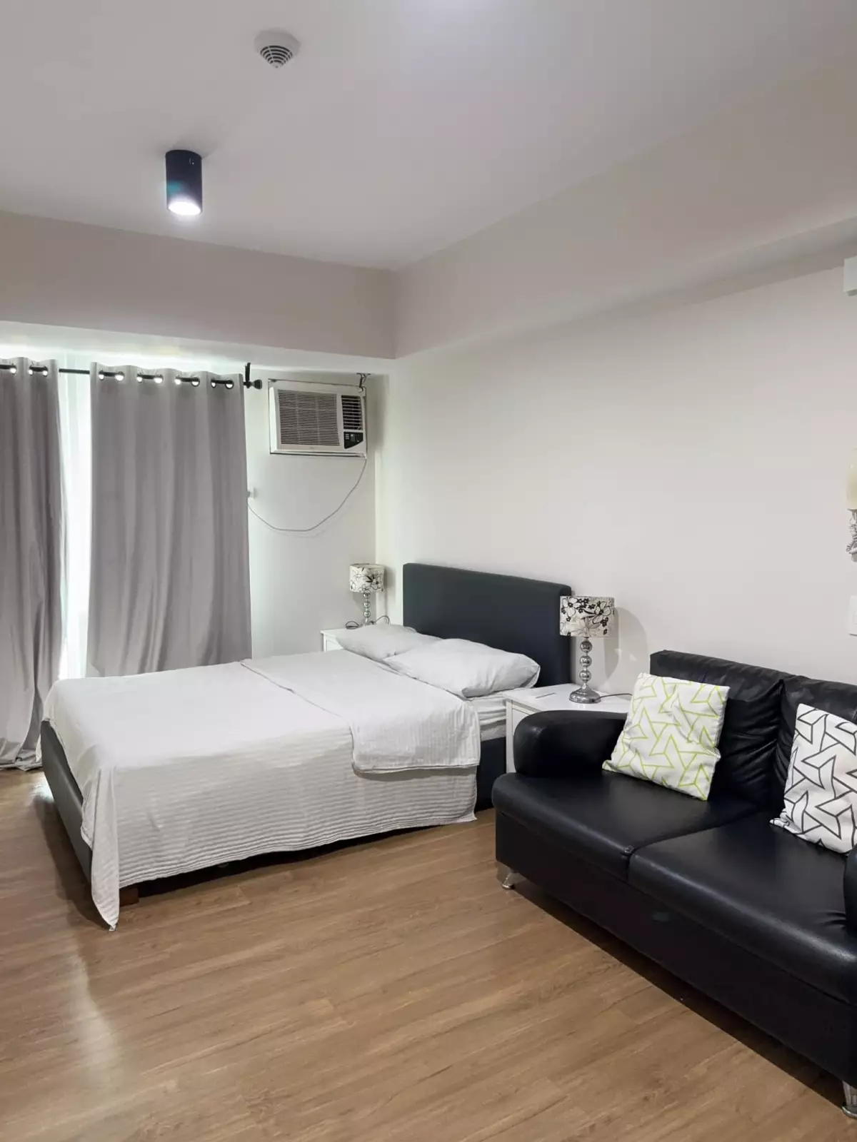 solinea tower 2 studio unit for sale — Studio in Cebu City, Philippines — Photo 2