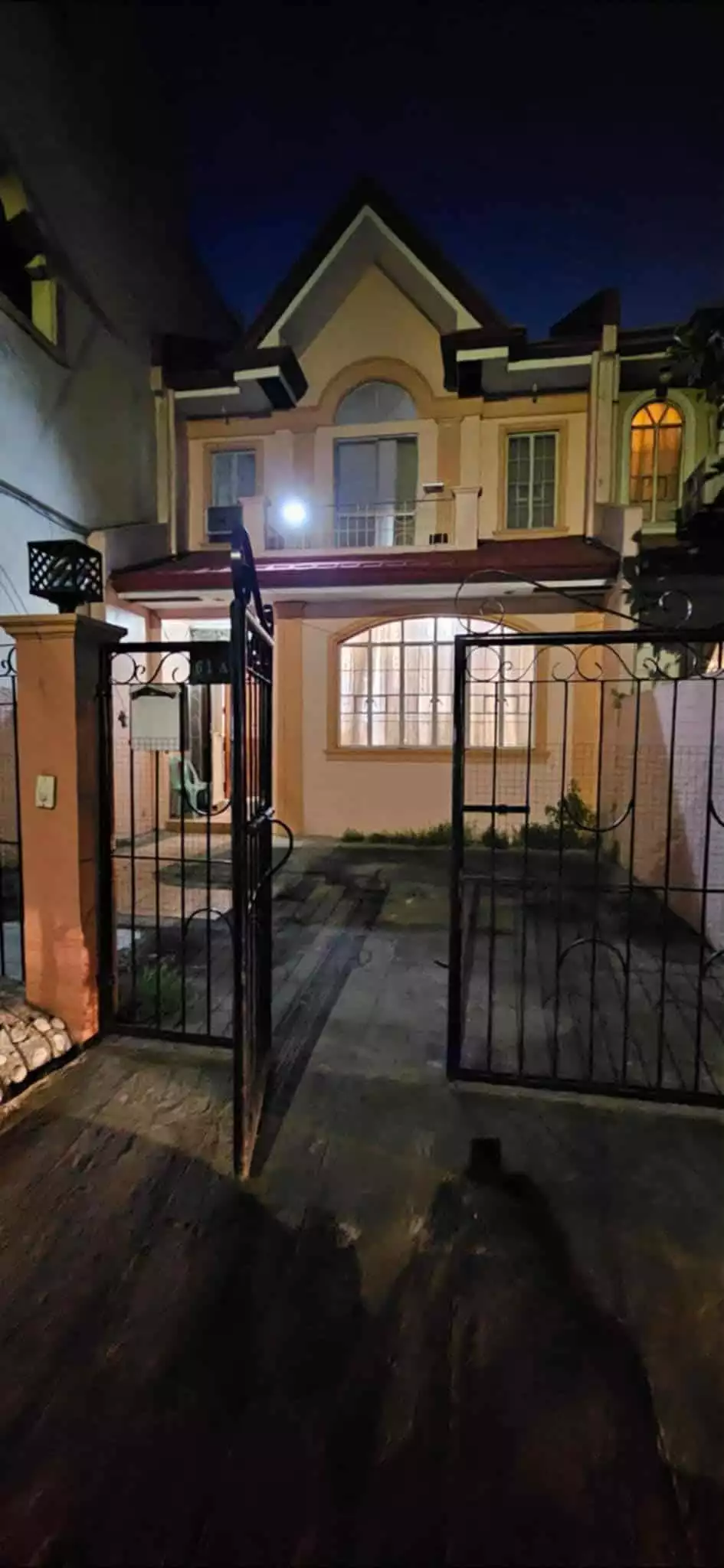 2 STOREY HOUSE & LOT PARANAQUE — House and Lot in Parañaque City, Better Living Subdivision, Doña Soledad Avenue — Photo 2