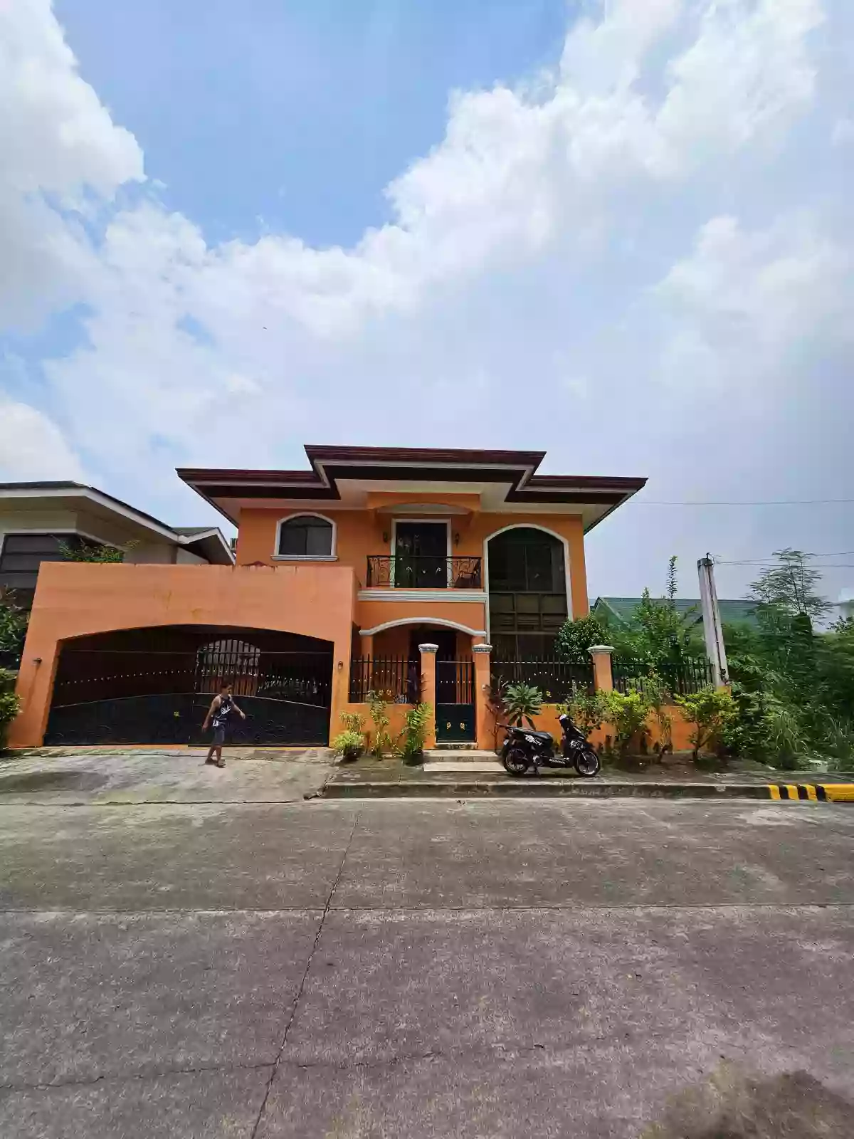 Single Detached House in Cebu Royal Estate