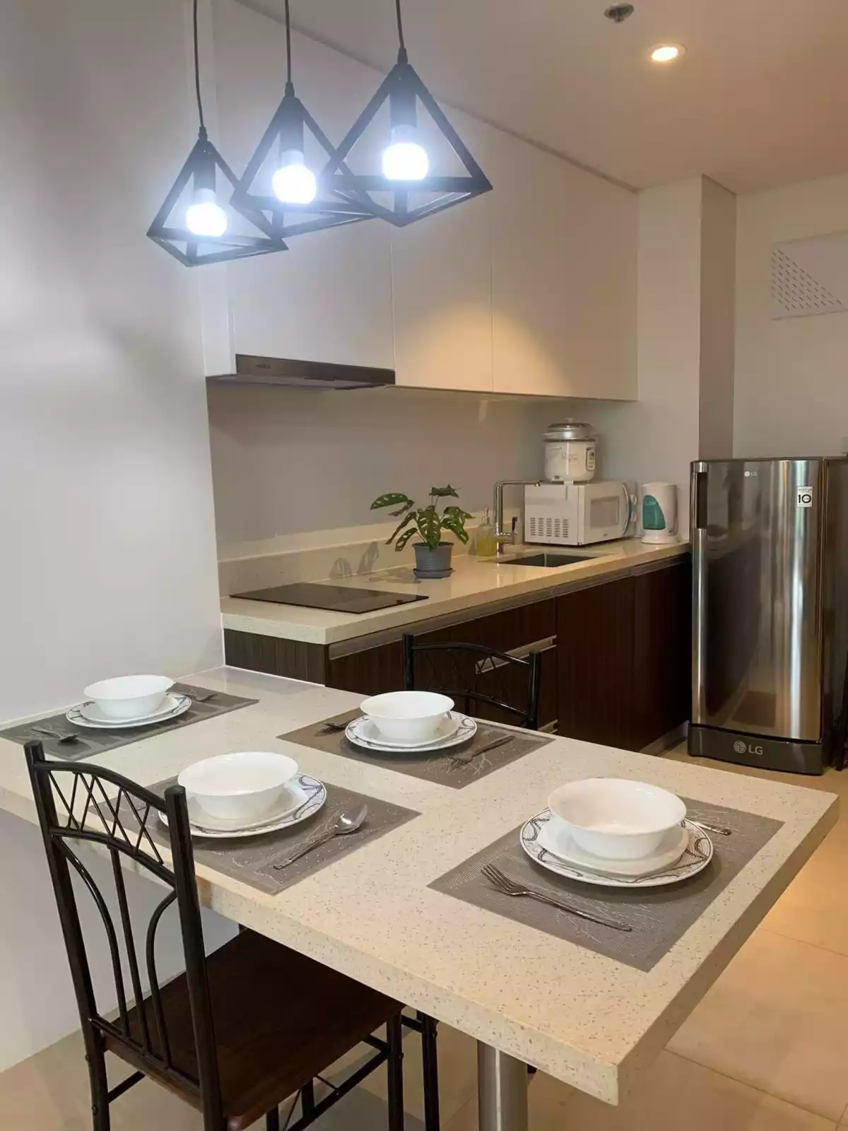 Sacrifice Sale Studio Unit in TAMBULI 6.8M — 1 Bedroom in Maribago, Mactan Island, Lapu-lapu — Photo 3