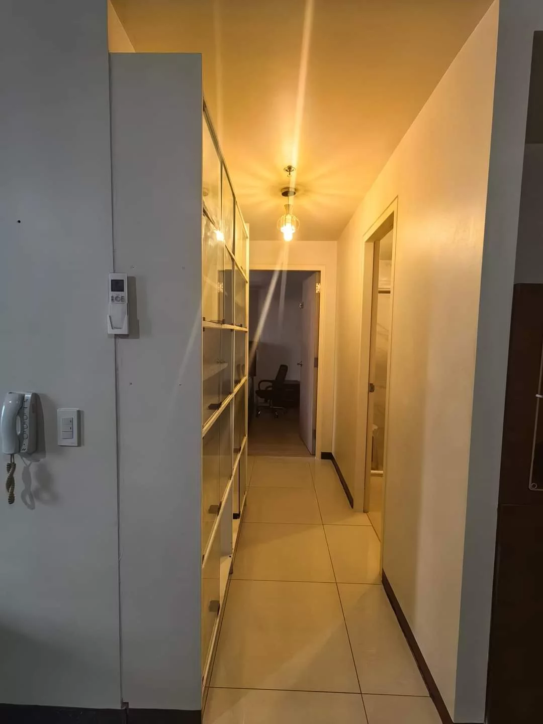 Mandani Bay Suites 2bedroom plus Maids room for Sale — 2 Bedrooms in F.E. Zuellig Avenue, Mandaue City, Philippines — Photo 2