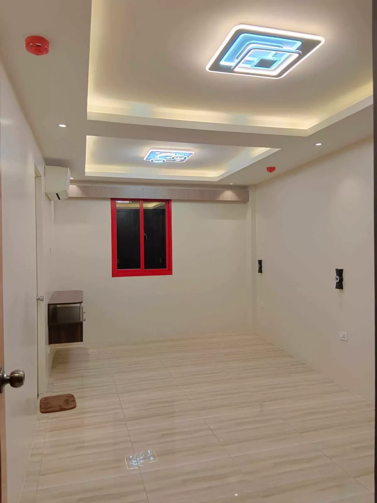 Open photo 12 of 12 — COMMERCIAL/RESIDENTIAL PROPERTY FOR SALE