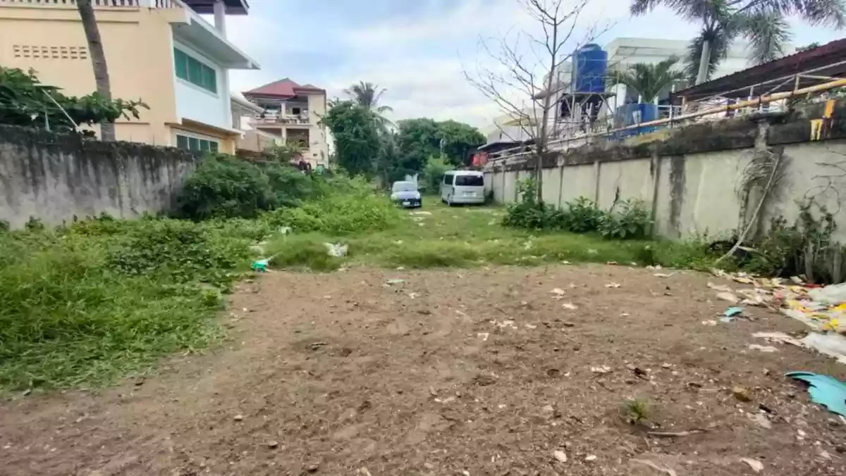 BEACHFRONT LOT FOR SALE IN TALISAY CITY, CEBU! — Beach Lot in Talisay, Cebu, Philippines — Photo 4