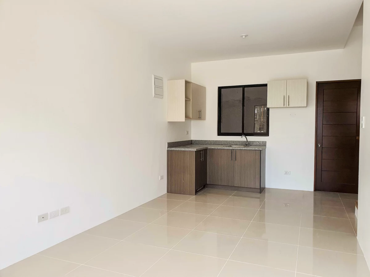 3 Berdoom Ready to Occupy House and Lot in Labangon — House and Lot in Jupiter Street, Cebu City, Cebu — Photo 6