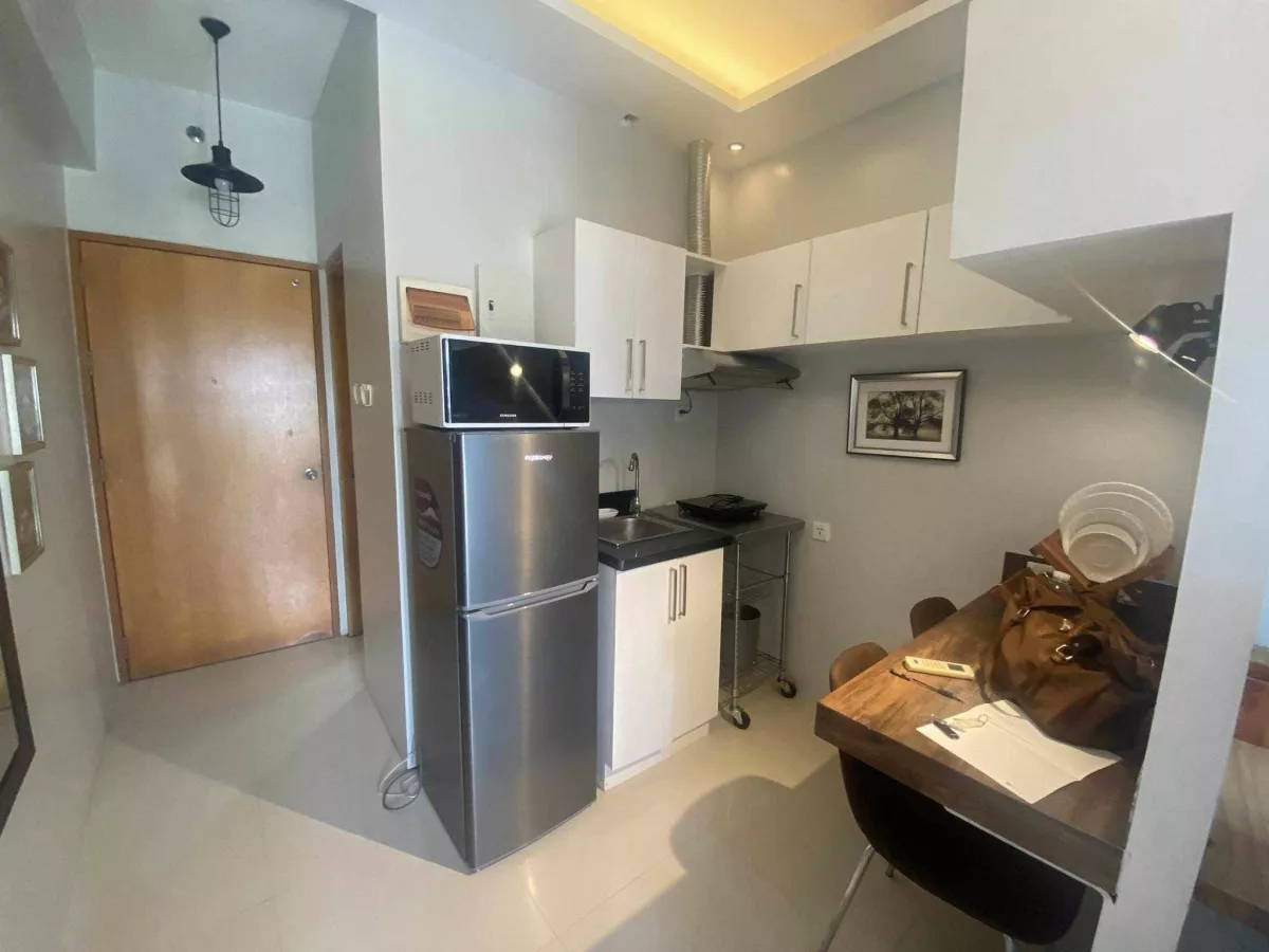 FOR SALE STUDIO UNIT IN LOT 8 CONDOMINIUM — Studio in P. Almendras Street, Cebu City, Central Visayas — Photo 4