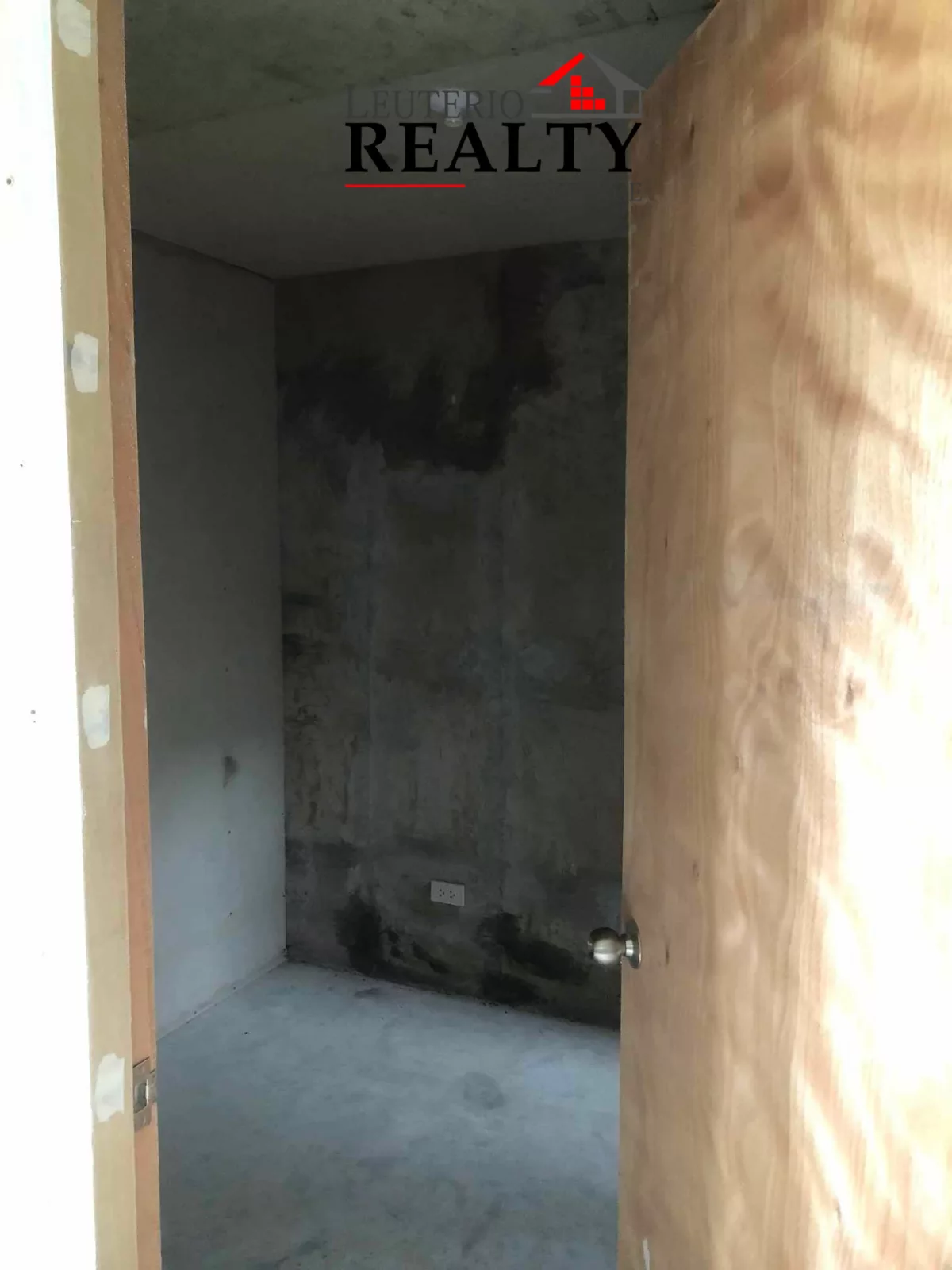 FOR SALE/ASSUME RFO Chelsea Unit at Naga Urban Residences — House and Lot in San Felipe, Naga, Camarines Sur — Photo 5