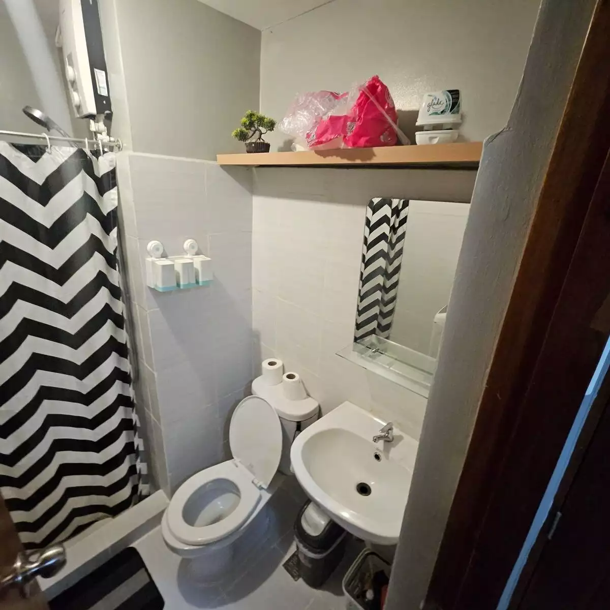 AFFORDABLE COZY SUTDIO UNIT AT MIVESA GARDDEN RESIDENCES , CEBU CITY — Studio in Cebu, 6000 Cebu, Philippines — Photo 6